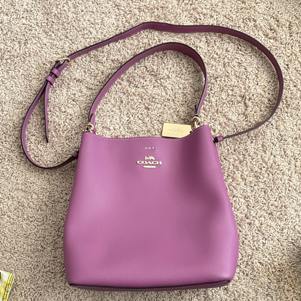 Coach Pebbled Leather Crossbody in Mauve Pink with Gold Hardware